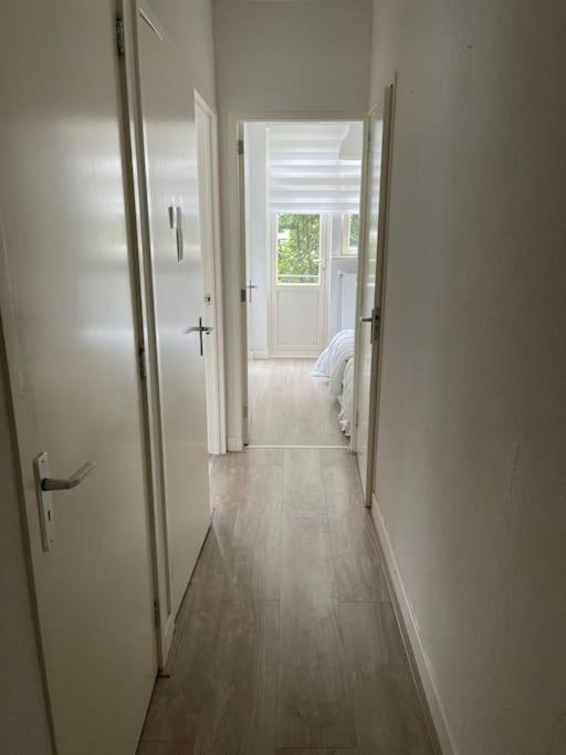 Private Double Bed Room Only With Balcony In Apartment Rotterdam Buitenkant foto